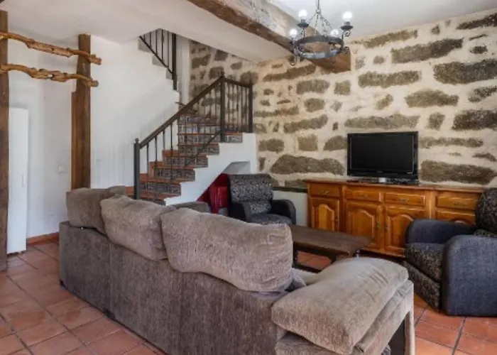 La Bodega De Gredos Дом отдыха *